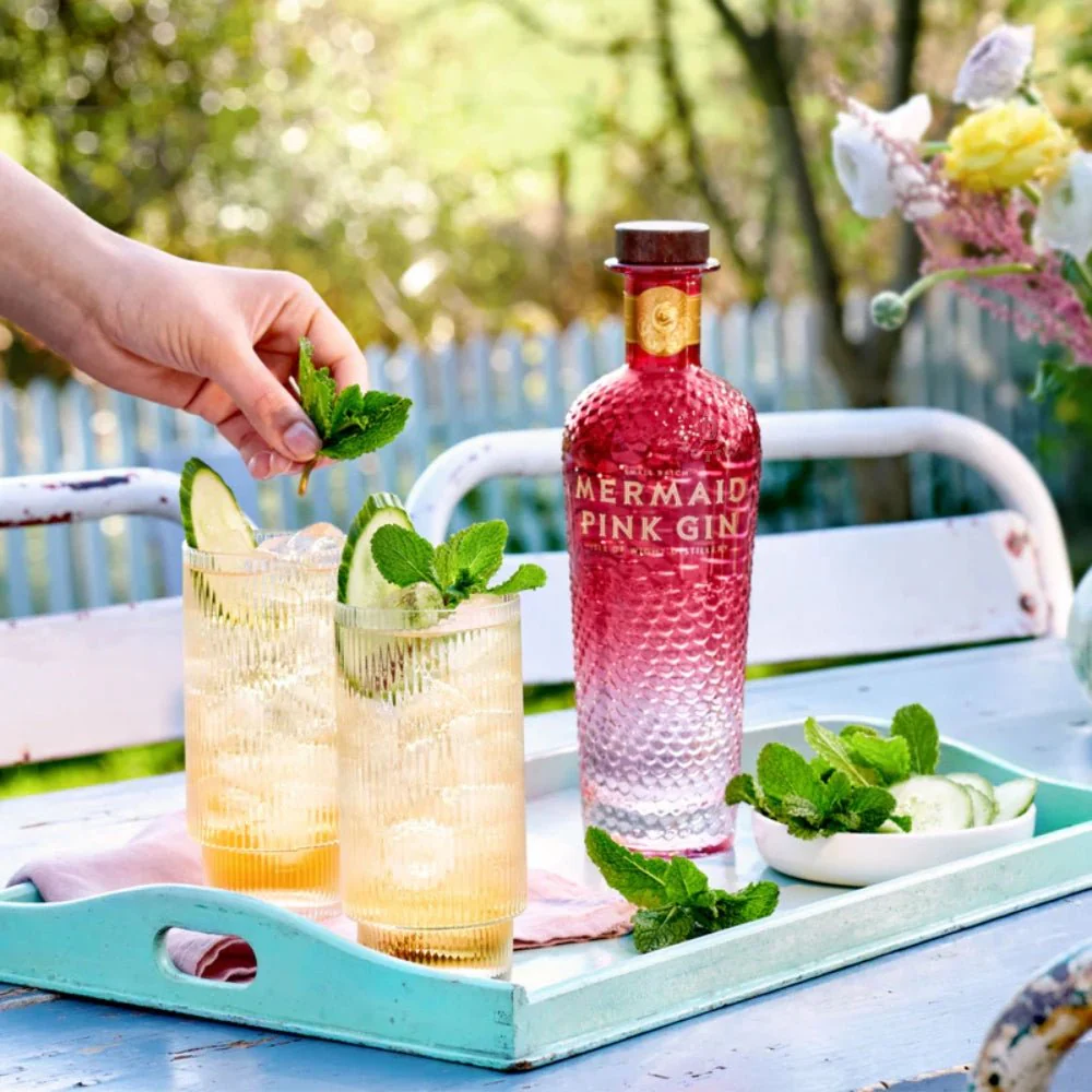 Mermaid Pink Gin (750ml) - Image 3