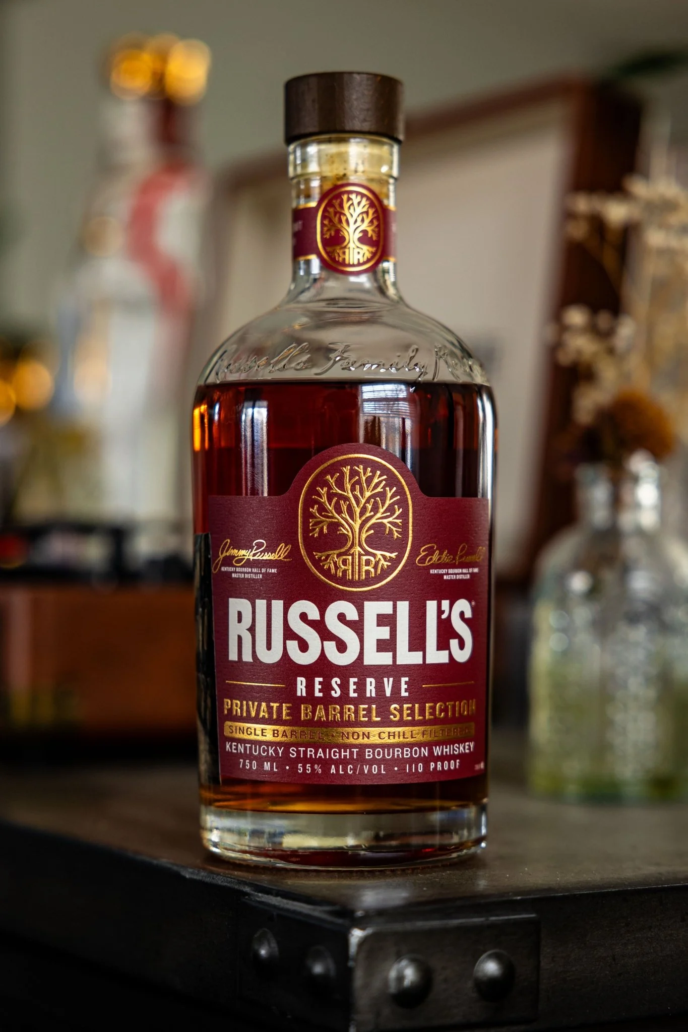 Russell's Reserve Private Barrel Selection (Barrel #25-0796 - Kentucky Fried Chads: Extra Crispy) - It's Bourbon Night & Keg N Bottle Private Barrel Pick 750 ml - Image 3